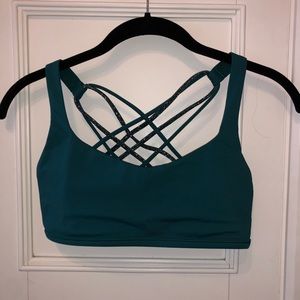 Lululemon Free To Be (wild) sports bra